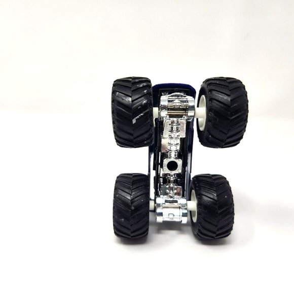 Hot Wheels Monster Jam MANIAC Monster Truck 1:64 (ne19) - Picture 7 of 7